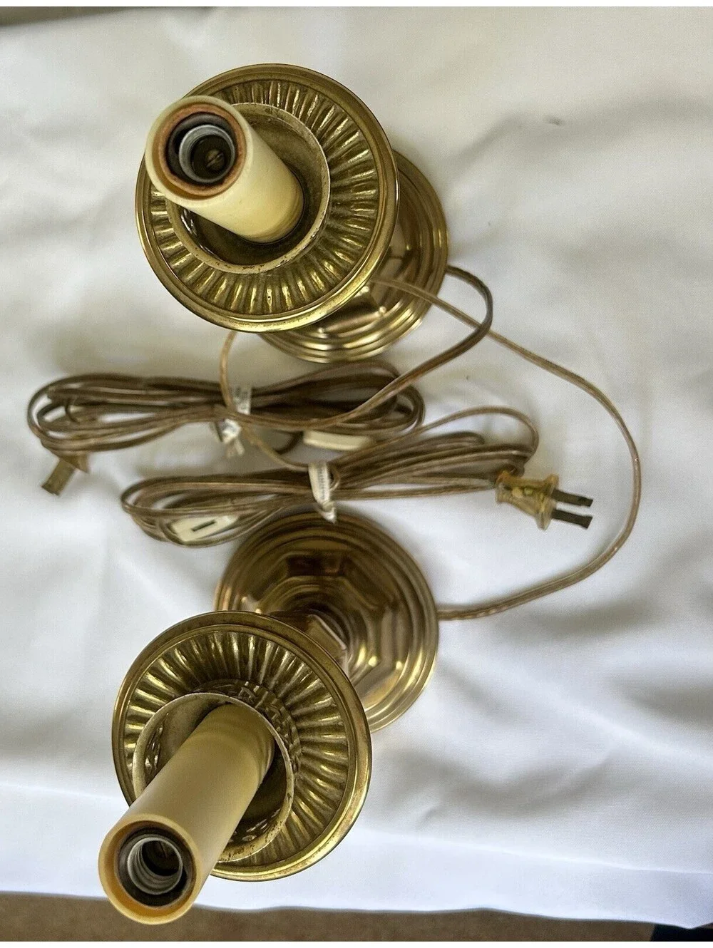 Leviton pair working